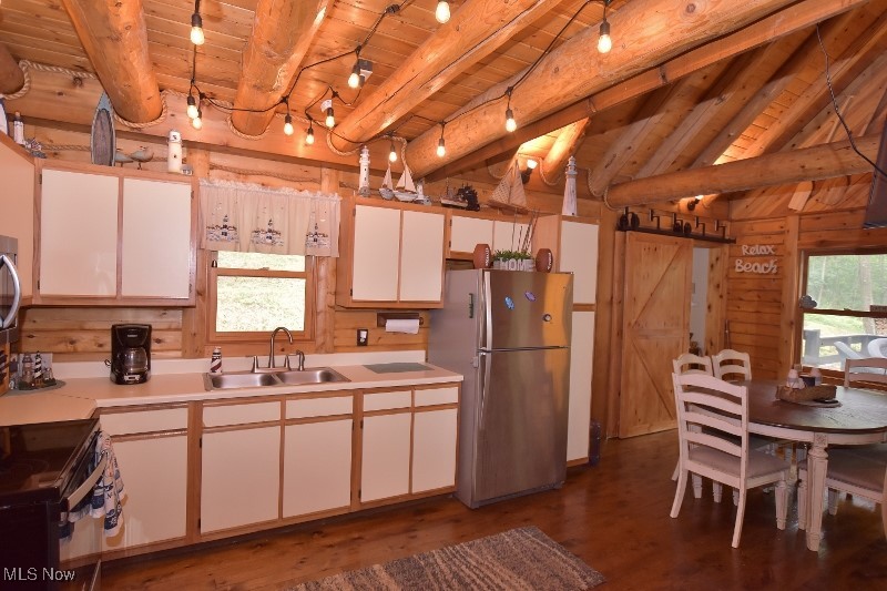 Whispering Pines Sub / Atwood Lake - Residential