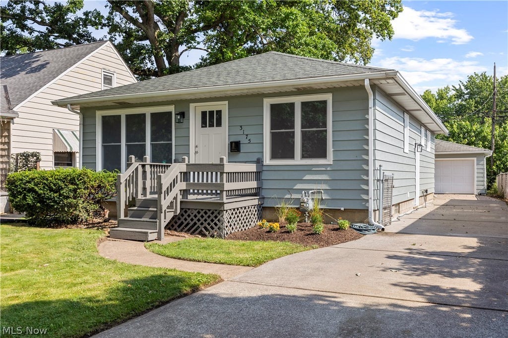 Photo of 3175 Wilson Street, Lorain, OH 44052 (MLS # 5222701)