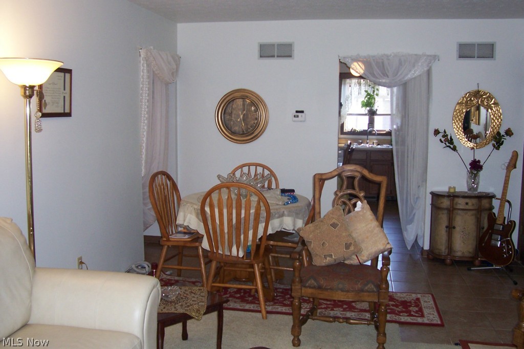 Presidential Square Condo - Residential