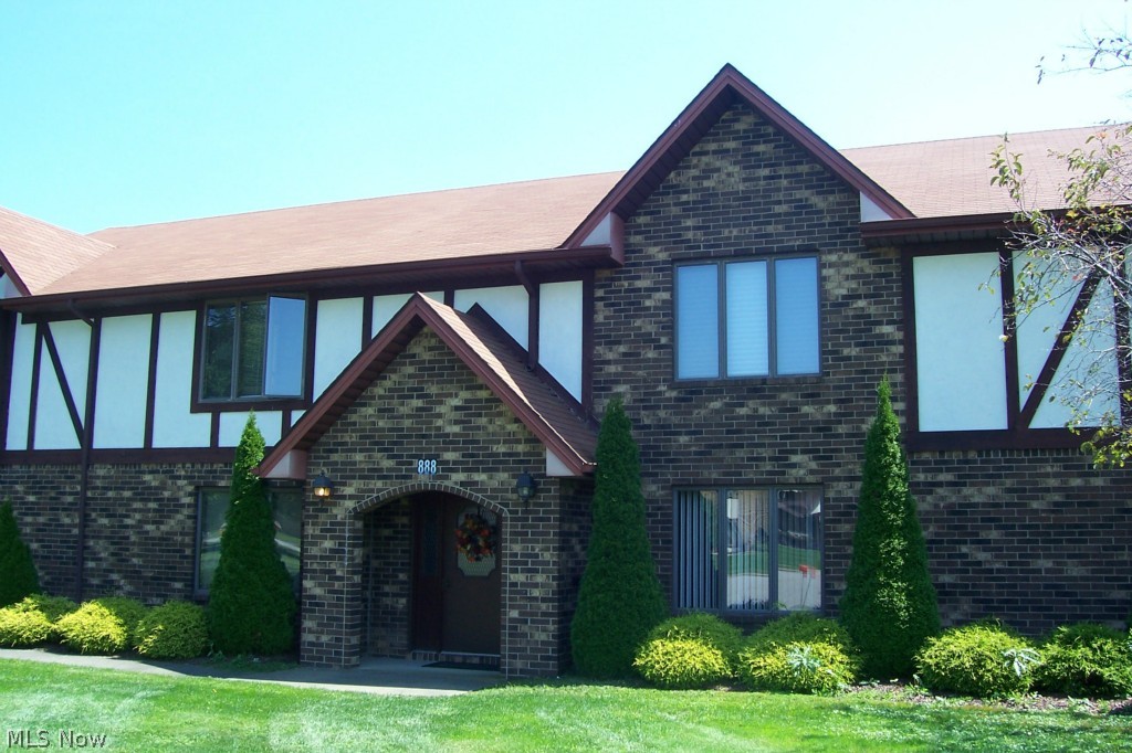 Presidential Square Condo - Residential