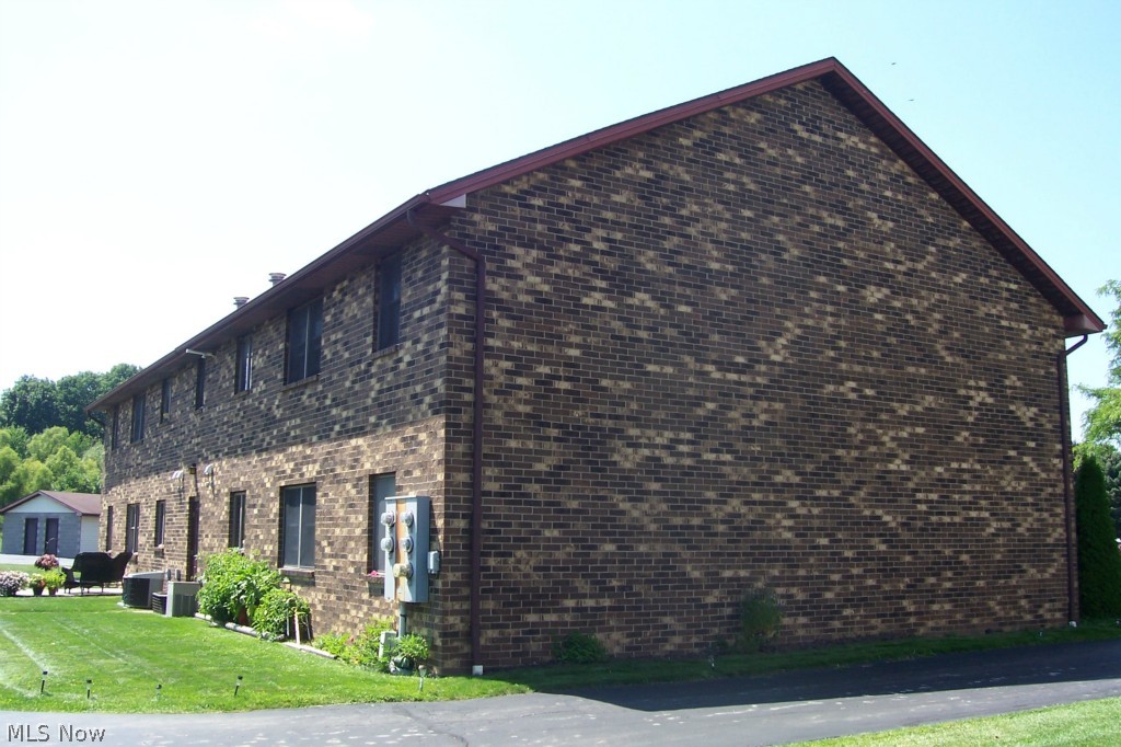 Presidential Square Condo - Residential