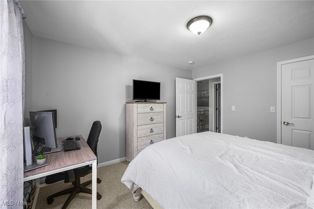 Lenox Village Condo Ph 02 - Residential