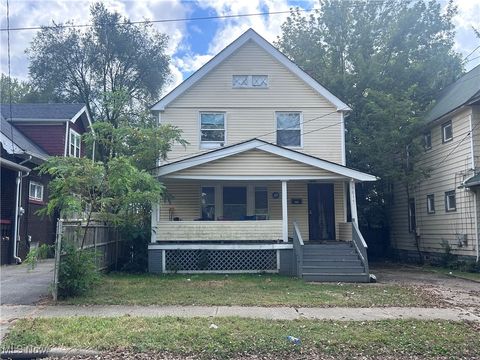 Homes For Sale - 9814 Dunlap Avenue<br/> Cleveland, OH 44105