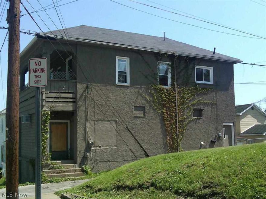 NICE 2 BEDROOM APT ON 2ND FLOOR WITH NEWER WINDOWS, FURNACE. BALCONY. HARDWOOD FLOORS PER OWNER. GREAT FOR STUDENTS AS APT. IS WALKING DISTANCE TO UNIVERSITY. 1ST FLOOR IS A GREAT STORAGE SPACE WITH SEPARATE DOOR.