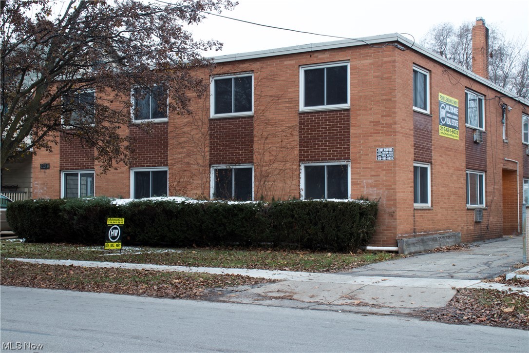 Brooklyn - Commercial Sale