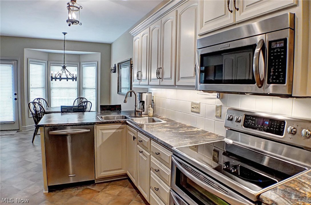 Mill Run Villas - Residential