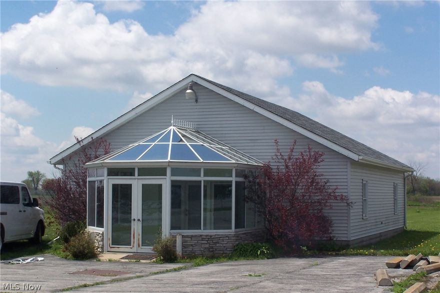 PRIME COMMERCIAL LOCATION approximately 1 mile South of Kalahari Water Park and conveniently located close to Ohio Turnpike and State Route 2. Heavy traffic area to Sandusky and Lake Erie attractions including Cedar Point. Property Features two curb cuts and 150 foot of frontage. A 1405 sq. ft. retail/commercial building with central air and an attached sunroom currently exists on this .94 acre property with 10 parking spaces. Public water recently installed.