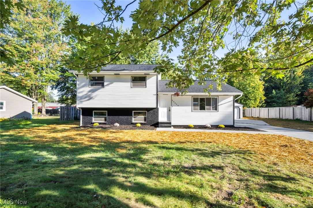 This beautifully updated 3-bedroom home is move-in ready with modern touches throughout. Recent upgrades include a new roof, siding, furnace, and central AC, giving you peace of mind for years to come. Step inside to find fresh paint and new flooring that brighten every room, along with updated light fixtures that add style and warmth. The bathrooms have been tastefully remodeled, offering a clean, modern feel. With its inviting curb appeal and thoughtful updates, this home is the perfect blend of comfort and function. Don’t miss your chance to own a turnkey property in a great location—schedule your showing today!