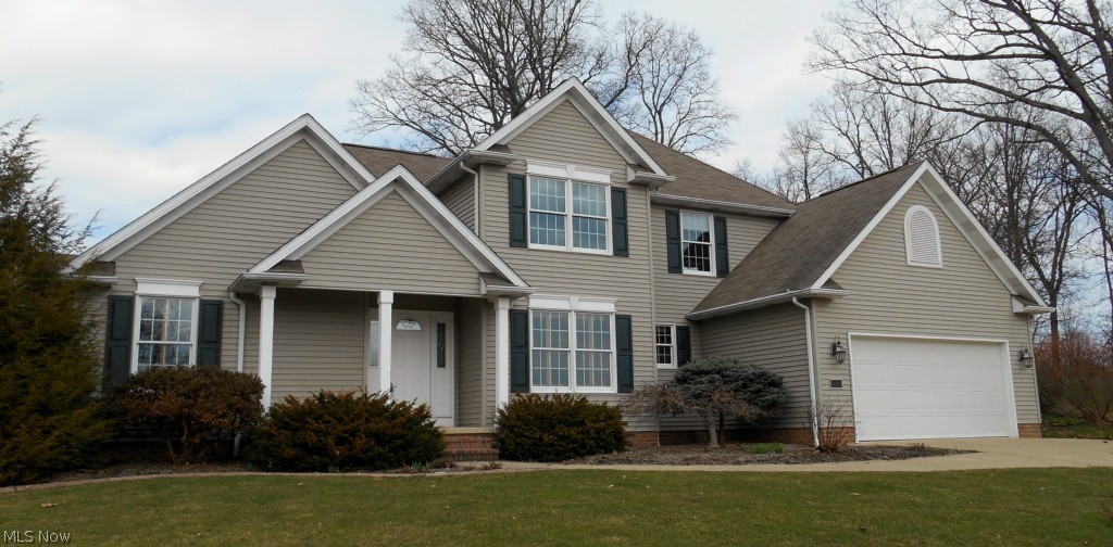 Impeccable custom built 3 bedroom, 2.5 bathroom Skip Rea home on a cul-de-sac in a convenient Jackson Township location. The 2 story Foyer with hardwood floors opens to the vaulted ceilinged Great Room with fireplace and sky lights and a Formal Dining Room with new plantation shutters. The first floor Master has a spa bath plus walk in and hall closets. The large fully applianced Eat in Kitchen features a center island and French doors that open to a beautifully landscaped patio. The first floor Laundry room opens to the oversized 2 car garage with lots of built in storage. Two bedrooms and a full bath on the second floor. Truly a move in ready home with loads of custom features such as vac u flow, lawn irrigation and security systems. Schedule your showing today, this home is sure to impress.