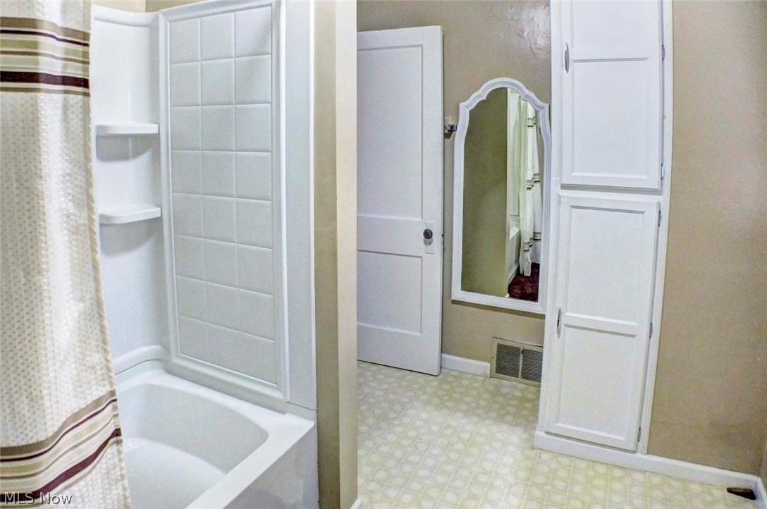 Falls Ave Allotment/S J Ste - Residential