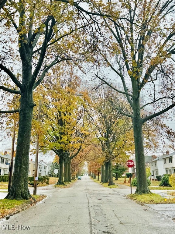 17204 Walden Avenue, Cleveland, Ohio image 10