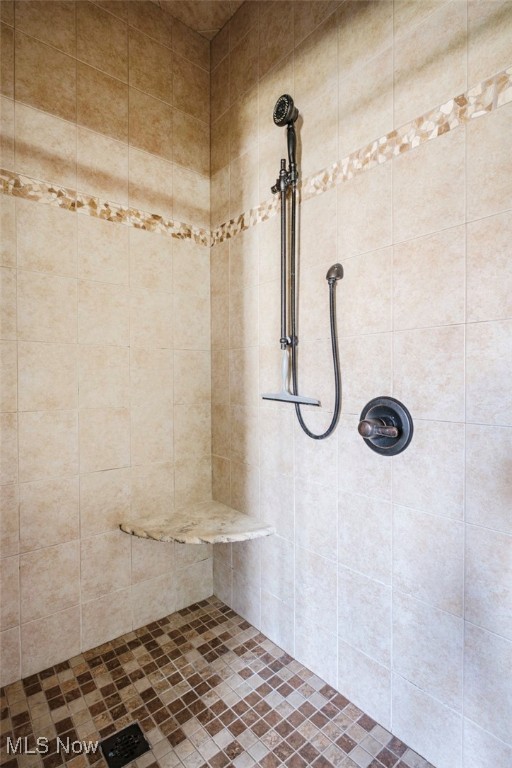 3925 Montereale Drive, Canfield, Ohio image 26