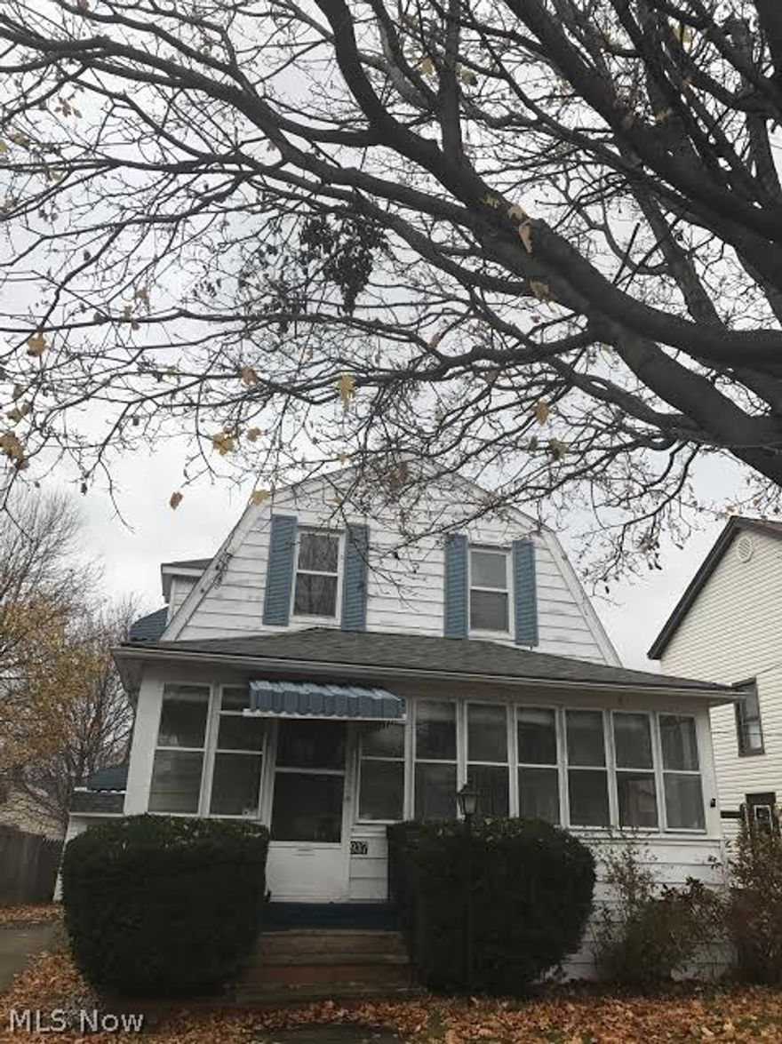 Charming two bedroom, one and half bathroom Colonial home. Very well cared for, clean and neat. Enclosed front porch, nice size backyard, big detached garage. Don't miss out on this property!!