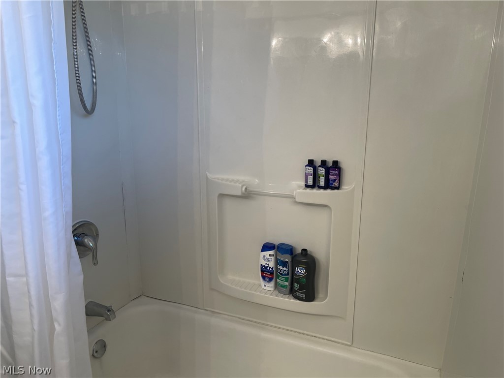 Sanford St - Residential