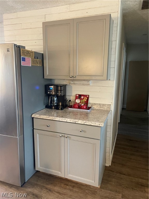 Sanford St - Residential