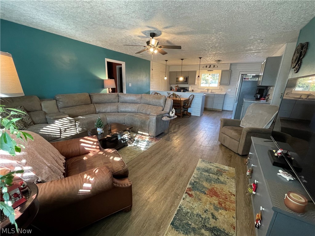 Sanford St - Residential