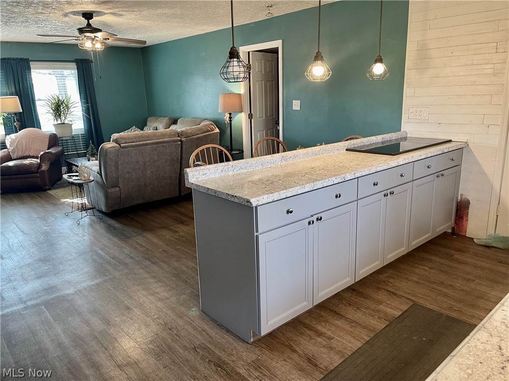 Sanford St - Residential