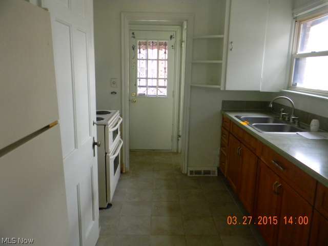 Shaker-Lee 04 - Residential