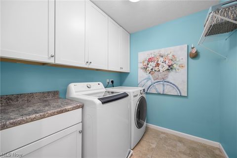 Tiny photo for 2430 Woodhawk Lane, Avon, OH 44011 (MLS # 5190034)