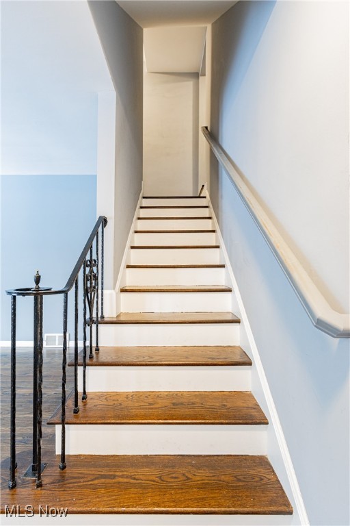 Lyndhurst, Ohio 44124, United States, 5 Bedrooms Bedrooms, ,3 BathroomsBathrooms,Residential,Active,19898