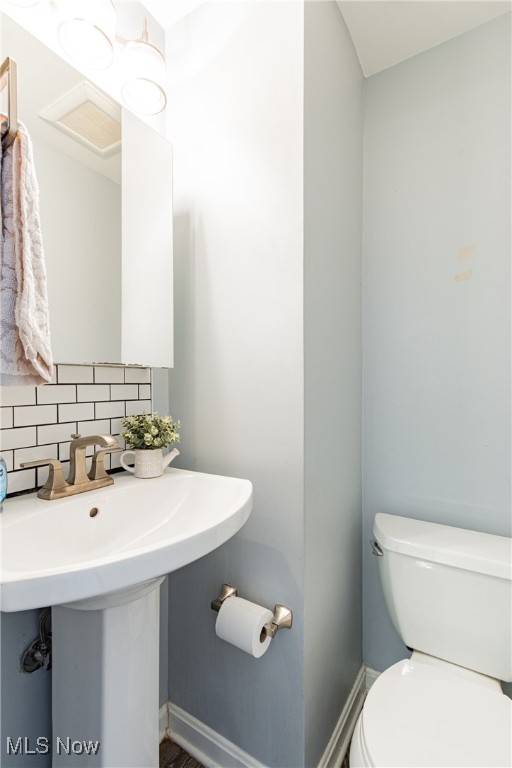 Lyndhurst, Ohio 44124, United States, 5 Bedrooms Bedrooms, ,3 BathroomsBathrooms,Residential,Active,19898