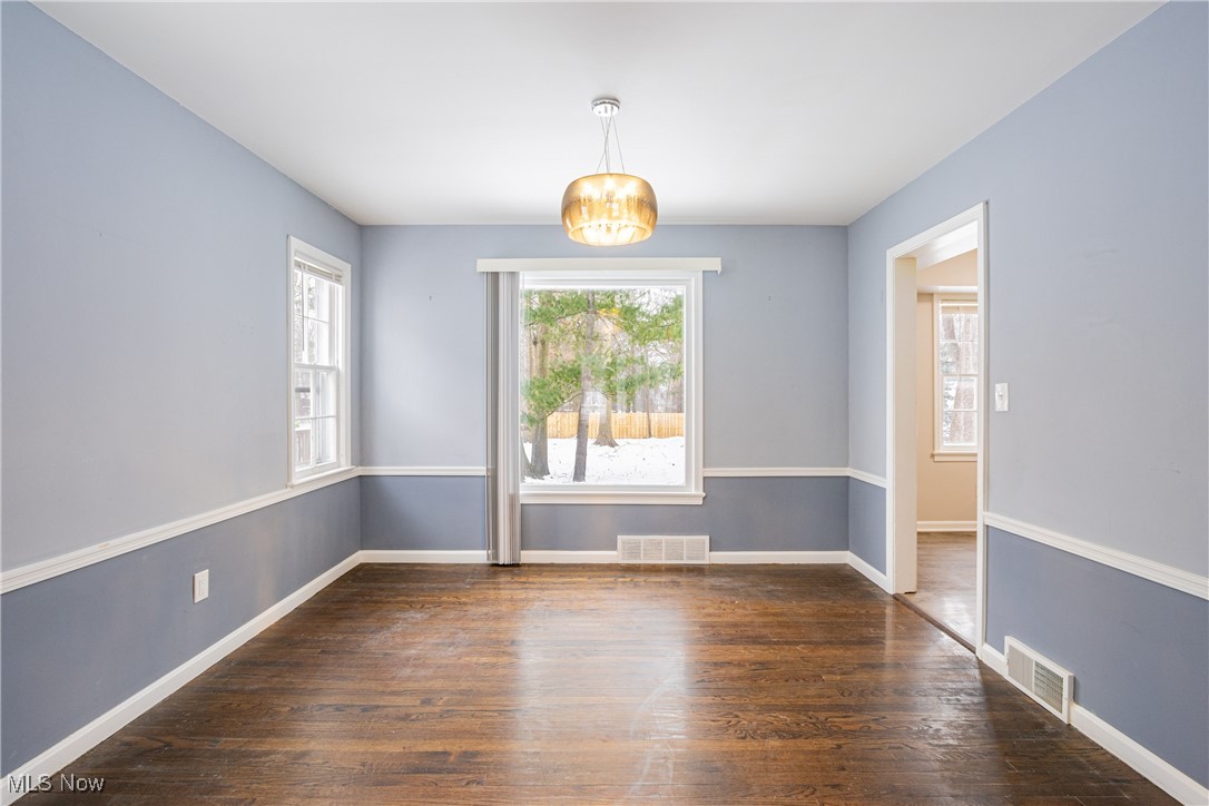 Lyndhurst, Ohio 44124, United States, 5 Bedrooms Bedrooms, ,3 BathroomsBathrooms,Residential,Active,19898