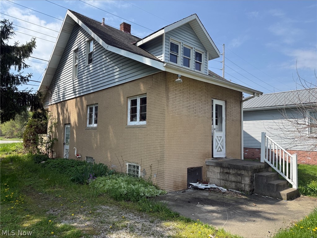 1223 Kennel Road NW