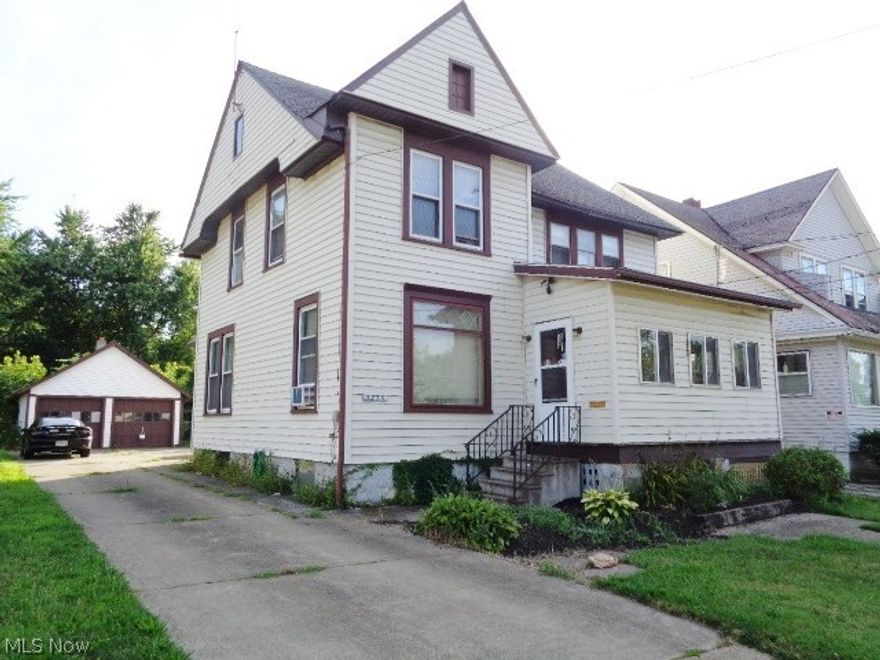 Solid single family home that could easily be turned into a duplex. This spacious 4 bedroom home is located in the heart of Ashtabula with easy access to the hospital is affordable to live in yourself or could be a lucrative investment property with 1 bedroom, bathroom and kitchen on the main floor as well as 3 bedrooms, a kitchen and bathroom on the second floor.