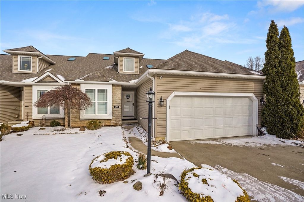 Photo of 155 Waterford Way, Tallmadge, OH 44278 (MLS # 5184548)