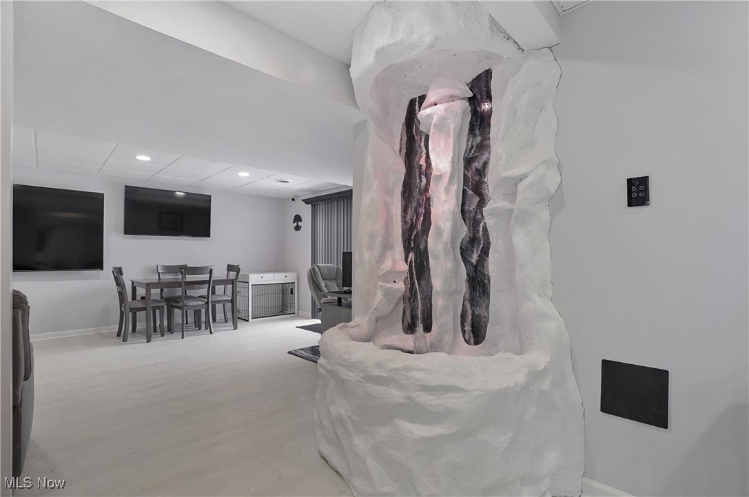 Villas/Waterford Xing Condo - Residential