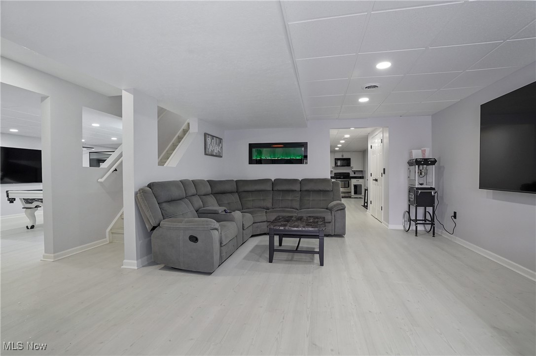 Villas/Waterford Xing Condo - Residential