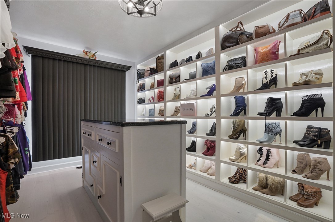 Villas/Waterford Xing Condo - Residential