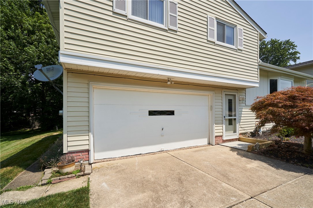 2283 Sherwin Drive