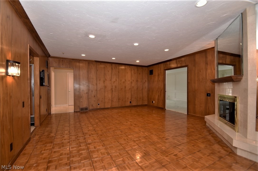 Van Sweringen Cos Shaker Coun - Residential