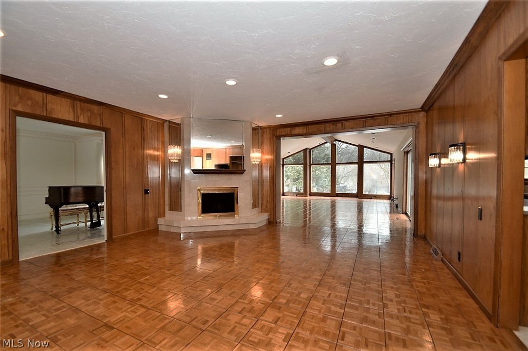 Van Sweringen Cos Shaker Coun - Residential