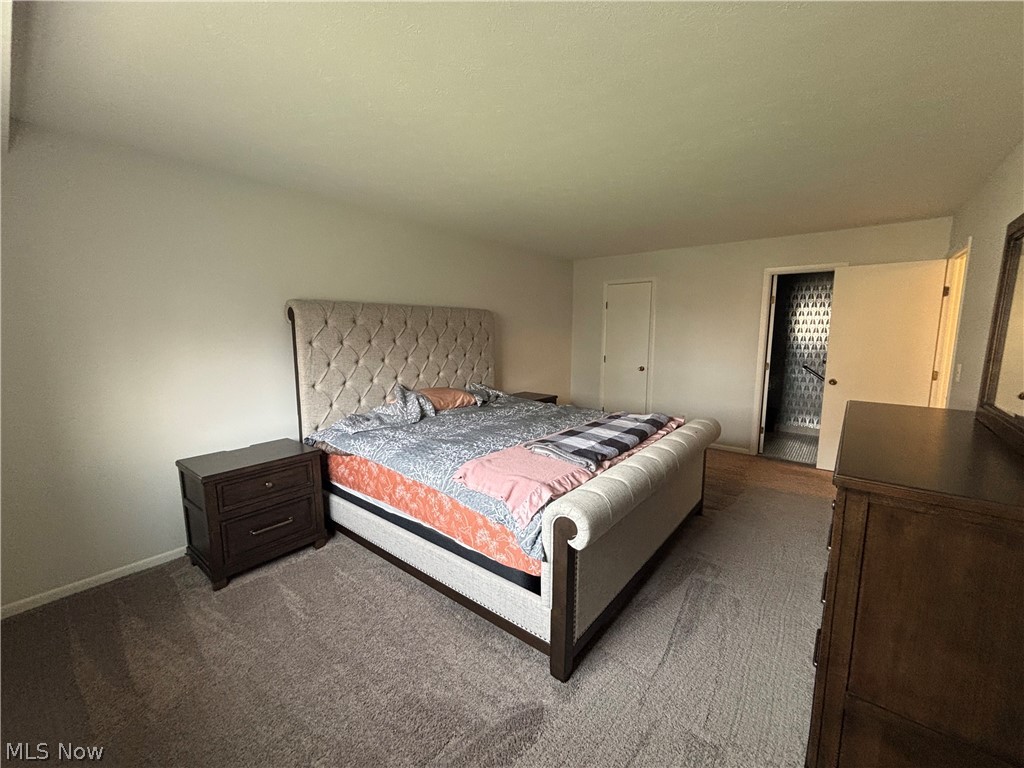 Acacia/Green Condo - Residential