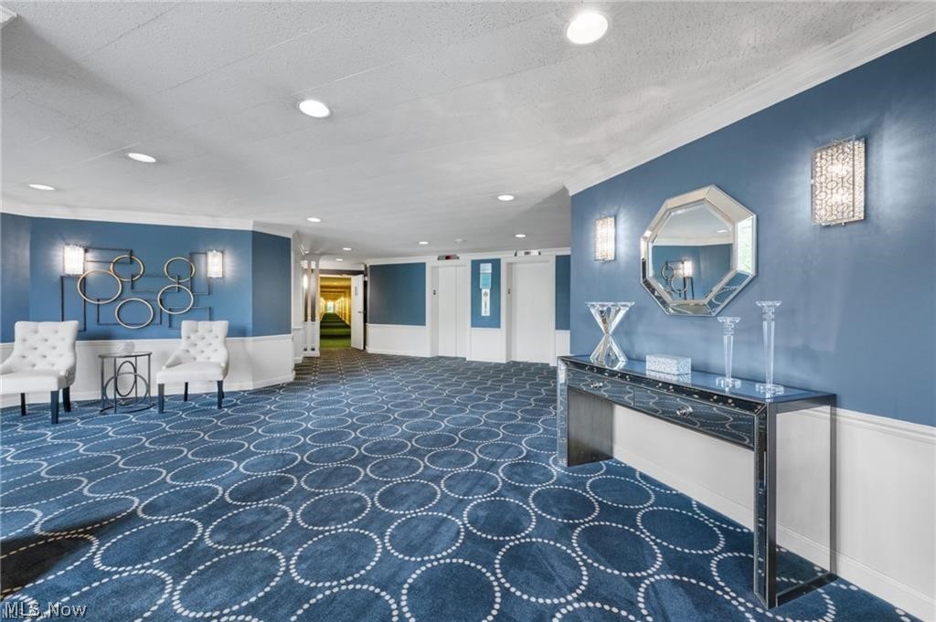 Acacia/Green Condo - Residential