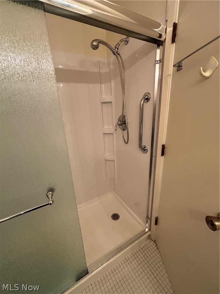 Acacia/Green Condo - Residential