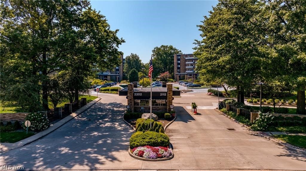 Photo of 2112 Acacia Park Drive #312, Lyndhurst, OH 44124 (MLS # 5196437)