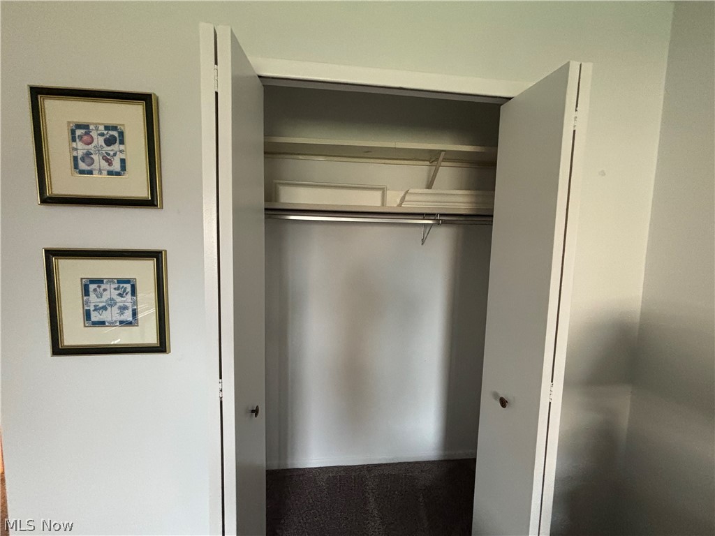 Acacia/Green Condo - Residential