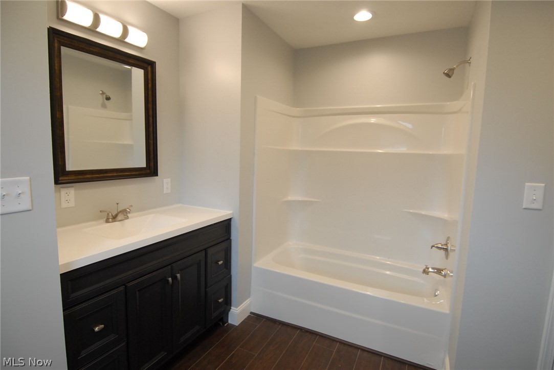 Richard H Paul Prop - Residential