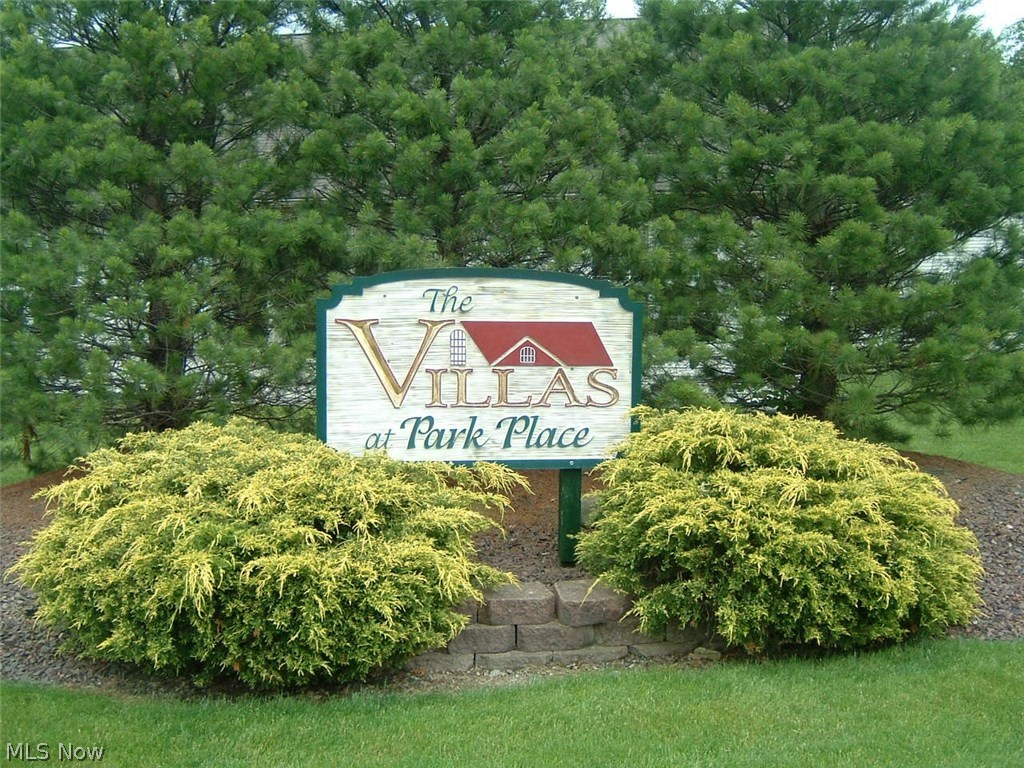 Villas At Park Place - Residential