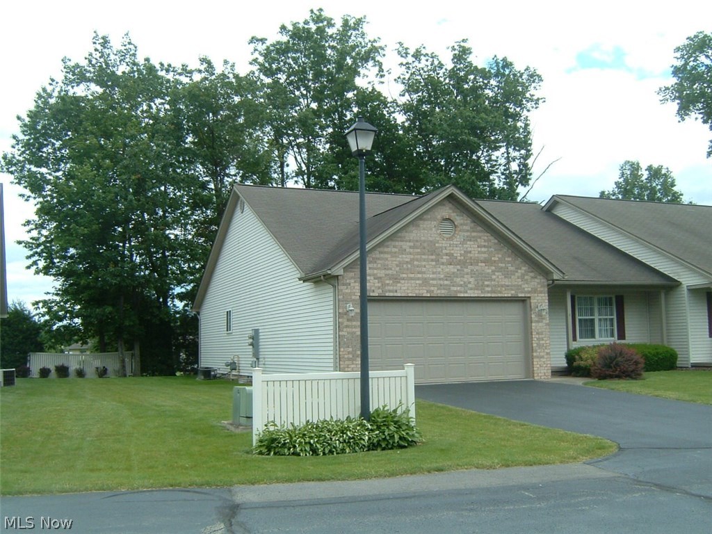 Villas At Park Place - Residential