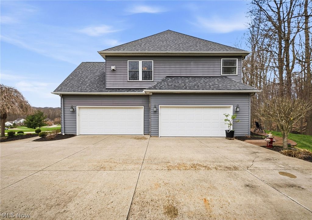 Photo of 253 Anne Marie Court, Hinckley, OH 44233 (MLS # 5200833)