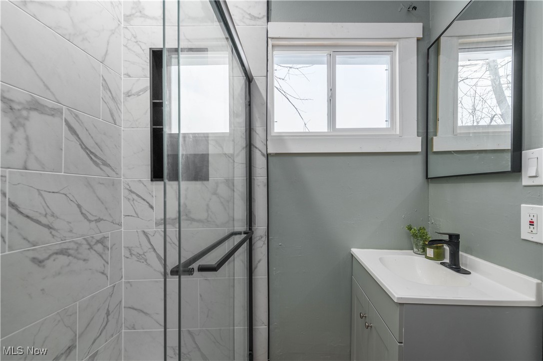 James M Hoyts - Residential