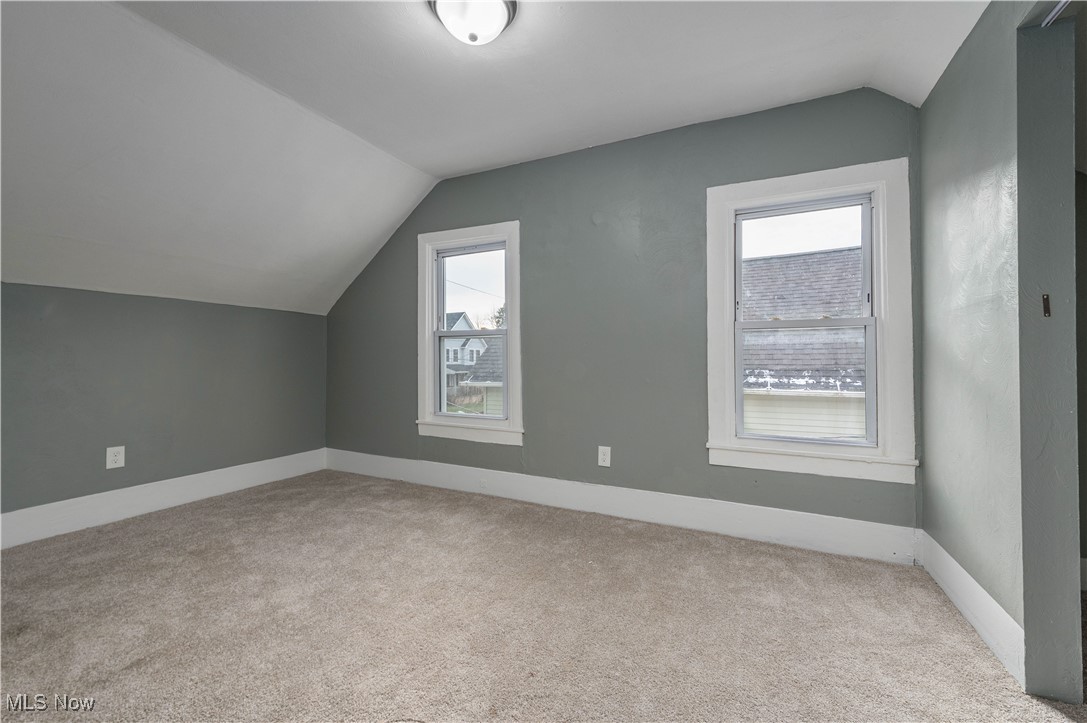 James M Hoyts - Residential