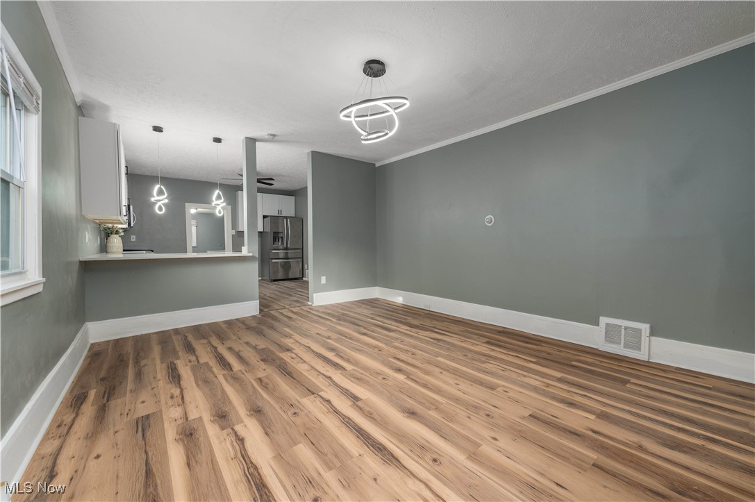 James M Hoyts - Residential