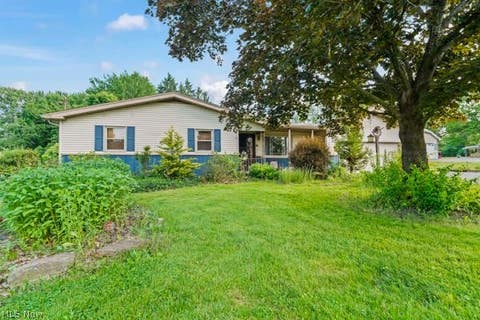 Homes For Sale - 5030 Warren Sharon Road<br/> Vienna, OH 44473