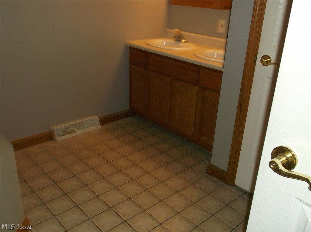 Hubbard Estates 05 - Residential