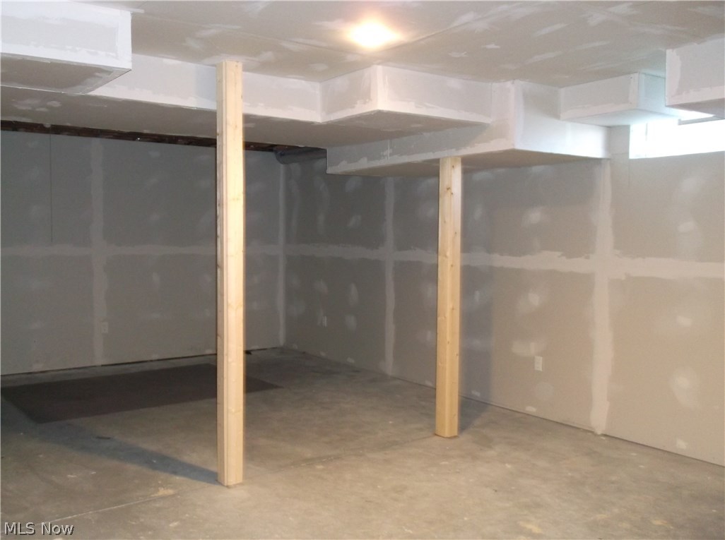 Hubbard Estates 05 - Residential